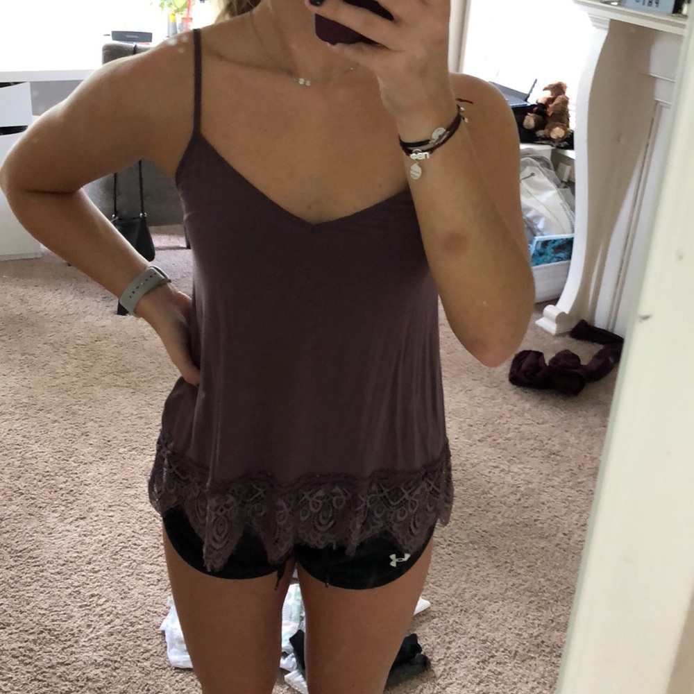 Purple tank with lace finish on bottom